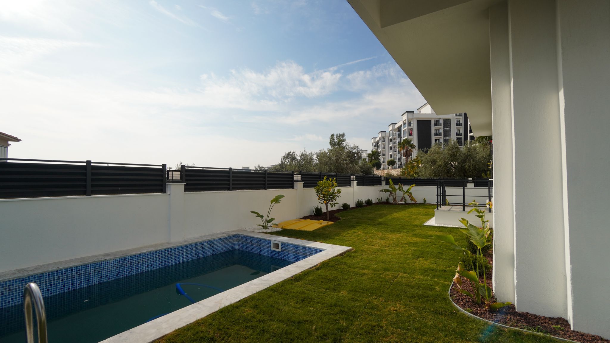 WhatsApp Image 2024-11-14 at 18.29.39