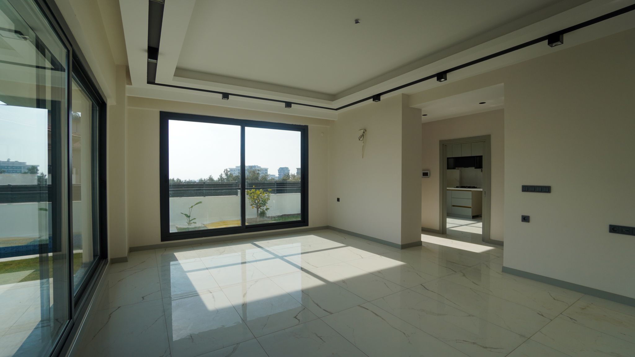 WhatsApp Image 2024-11-14 at 18.30.05 (1)