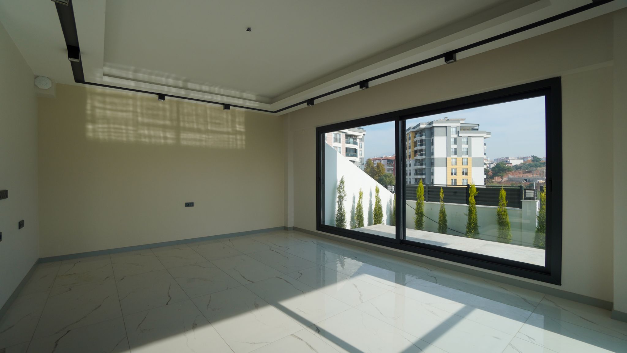 WhatsApp Image 2024-11-14 at 18.30.05 (2)